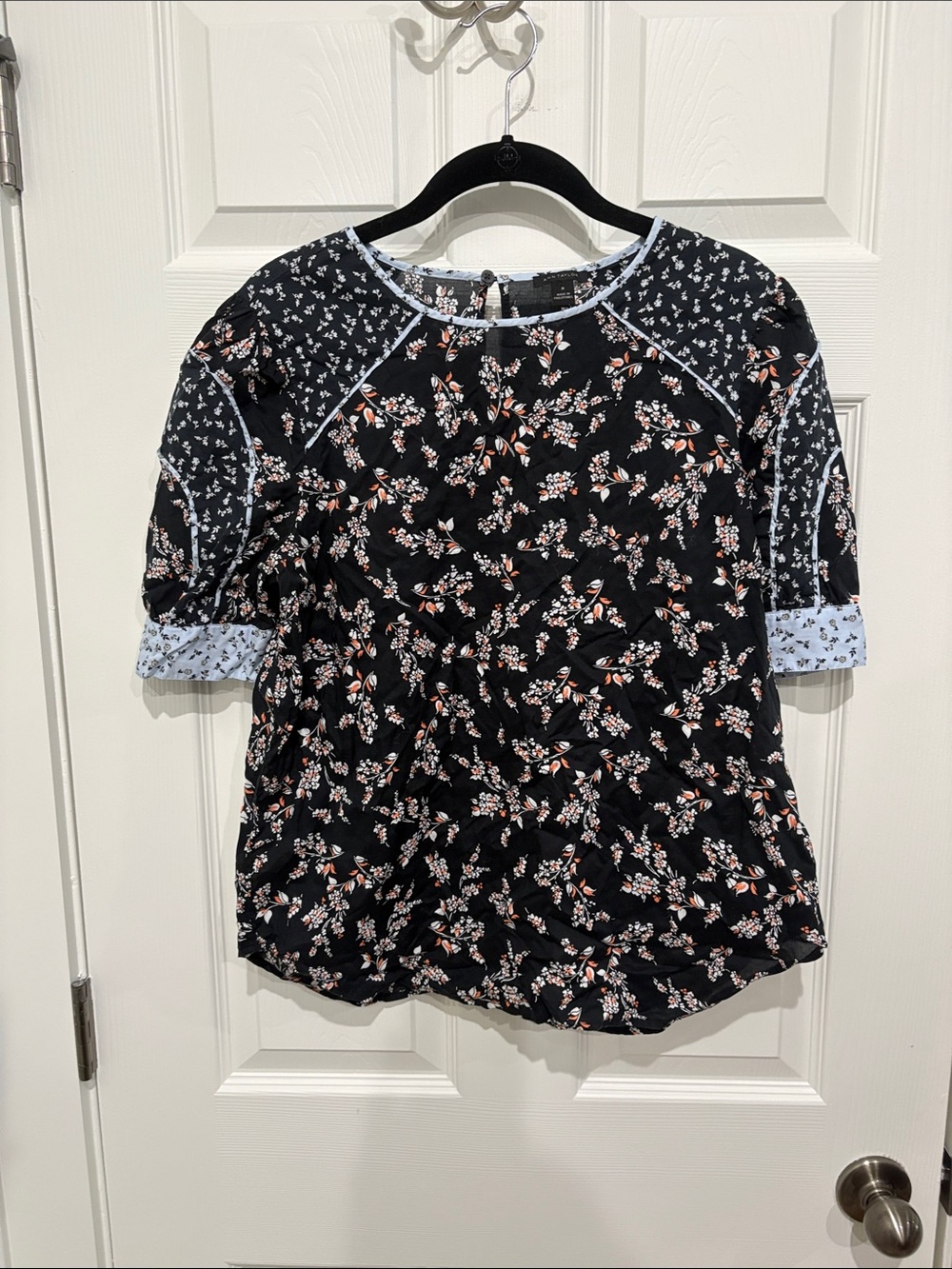 Ann Taylor Black Floral Patchwork Short Sleeve Blouse